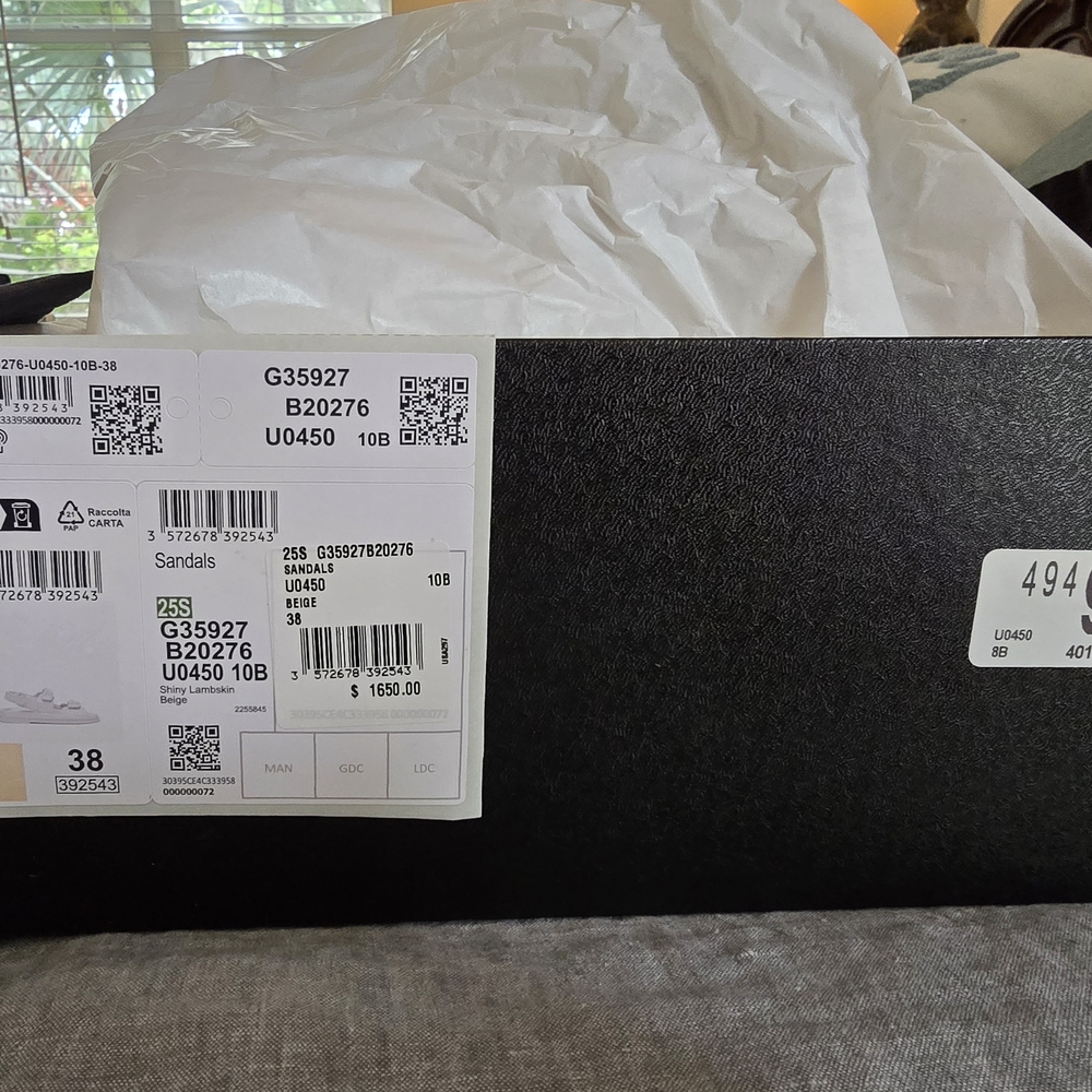 Chanel Beige Sandals with Gold Logo - Picture 5 of 5